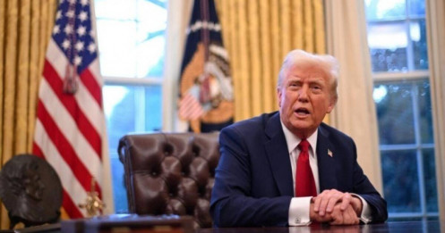 48 giờ ông Trump đổi ý về đòn thuế với Mexico và Canada