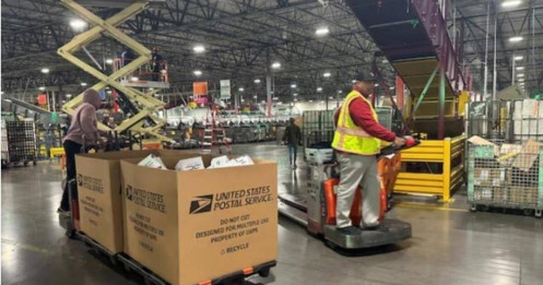 Mỹ tiếp tục nhận bưu kiện từ Trung Quốc