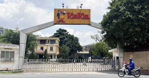 Khởi tố thêm vợ chủ đậu phộng Tân Tân