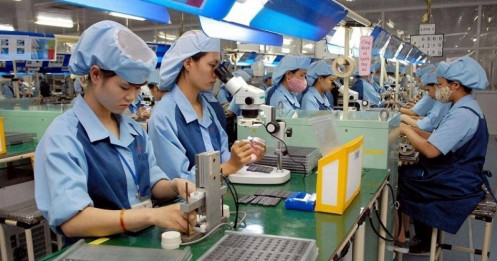 Cái trụ cột lừng lững bị che giấu?