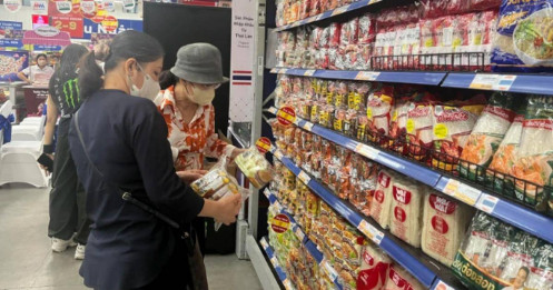 Nâng mức giảm trừ gia cảnh để người dân thoát cảnh 'thắt lưng buộc bụng'