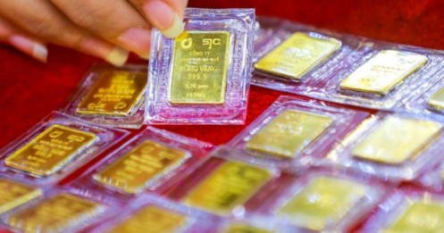 Vì sao giá vàng biến động khó lường?