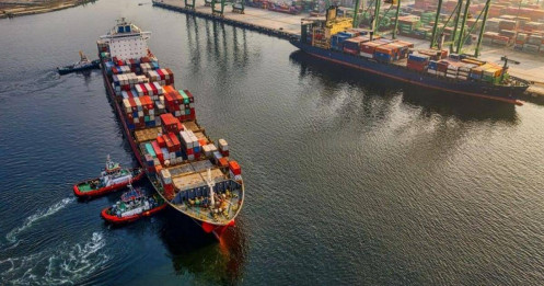 Việt Nam nên nắm bắt cơ hội từ chiến tranh thương mại ra sao?