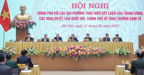 Thủ tướng: Muốn tăng trưởng 8% không thể trông chờ vào một vài địa phương, doanh nghiệp