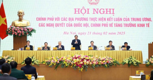 Thủ tướng: 'Không còn cách nào khác, chúng ta phải tăng trưởng cao, bền vững liên tục từ nay tới 2045'
