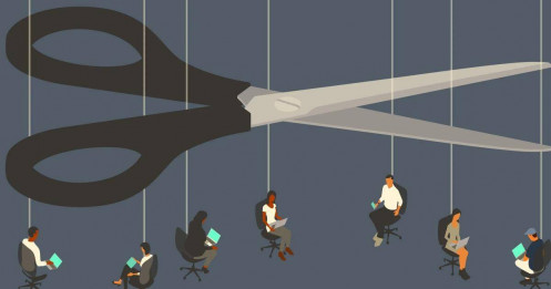 AI bùng nổ, làn sóng sa thải tăng mạnh – con người đang dần mất chỗ?