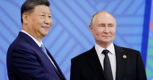 Trump xích lại gần Nga: Trung Quốc đối mặt với thách thức gì?