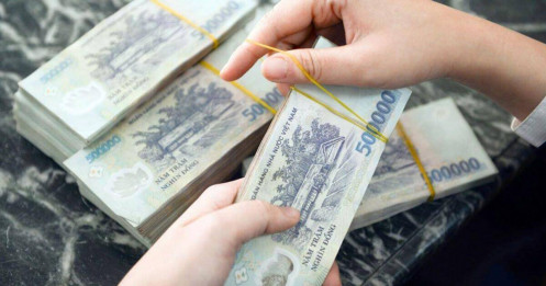 Tại sao ngành ngân hàng báo lãi kỷ lục ?