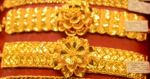 Giá vàng hôm nay 24/2/2025: Thế giới tăng nóng, cảnh báo những cú lao dốc