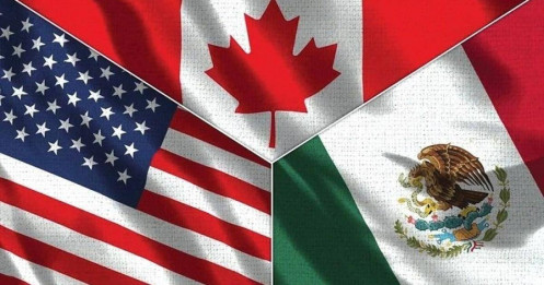 NÓNG: Trump cho biết 'sẽ tiếp tục' kế hoạch áp thuế đối với Canada và Mexico