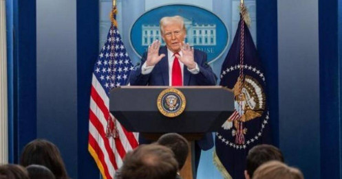 Mỹ Áp Thuế 25% Đối Với Hàng Nhập Khẩu Từ Canada và Mexico – Hệ Lụy Toàn Diện