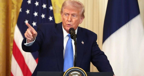 Trump tái áp thuế Canada & Mexico: USD biến động, hàng hóa đối mặt áp lực giảm