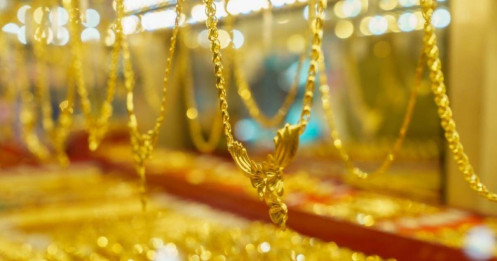 Giá vàng hôm nay 4/3/2025 thăng hoa, nhẫn trơn và SJC vụt tăng trở lại