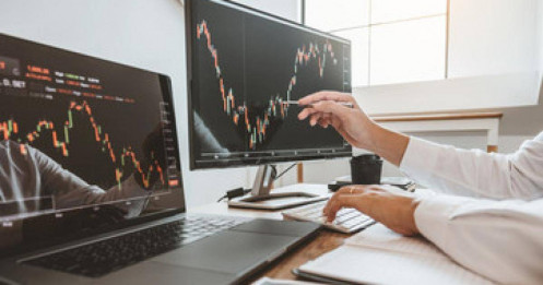 Về 1.300, nhà đầu tư nên làm gì? TOP 3 cổ phiếu chỉnh là để mua mạnh!