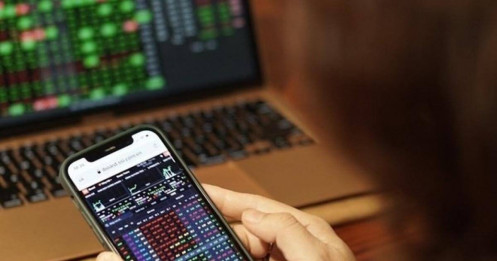 Sóng tăng suy yếu, rủi ro ngắn hạn gia tăng