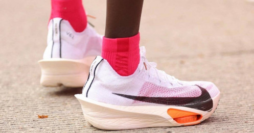 Nike chật vật tìm lại phong độ