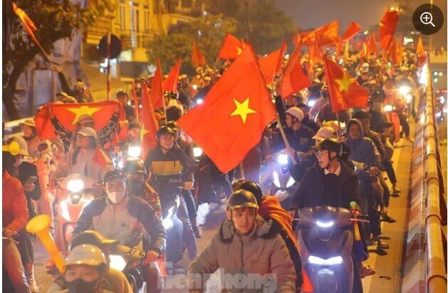 Cơn bão giảm giá đổ bộ