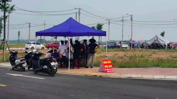 Kẽ hở trong tổ chức đấu giá đất