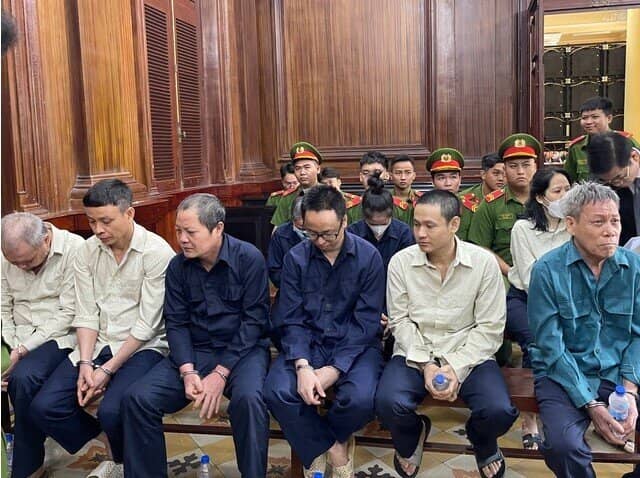 Vụ án lừa đảo hơn 834 tỉ đồng: Đề nghị án chung thân cho 3 bị cáo