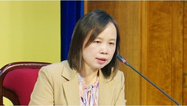 Vì sao người dân lại chi tiêu thận trọng hơn khi GDP vượt mục tiêu?