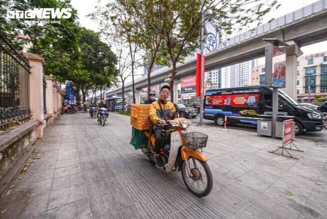 Thà bỏ xe chứ không nộp tiền phạt là hành xử kiểu Chí Phèo