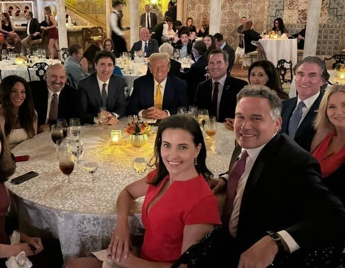 Canada cảnh báo ông Trump không 'nói đùa' về sáp nhập