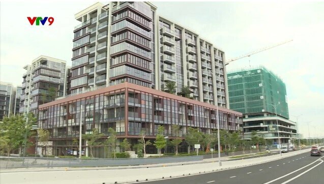 Người mua nhà "chùn bước" vì giá cao