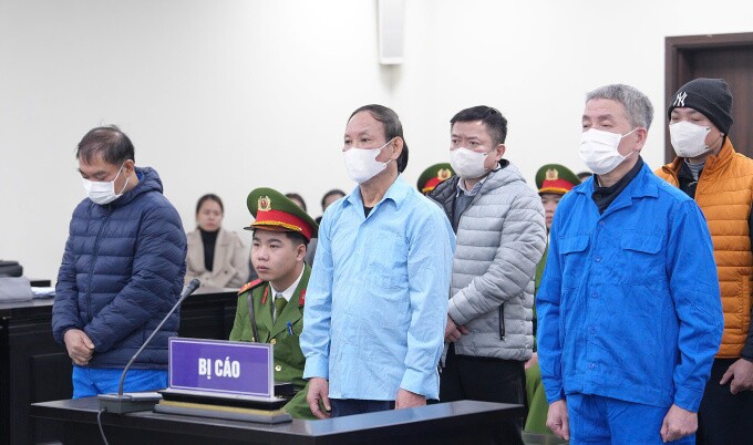 Cựu chủ tịch NXB Giáo dục 'kể công' giảm giá sách giáo khoa