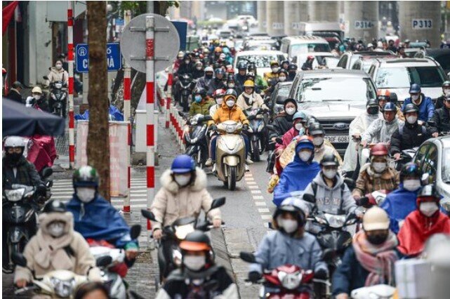Giao thông Hà Nội tắc “không lối thoát” cả ngoài giờ cao điểm, Sở GTVT Hà Nội lý giải ra sao?