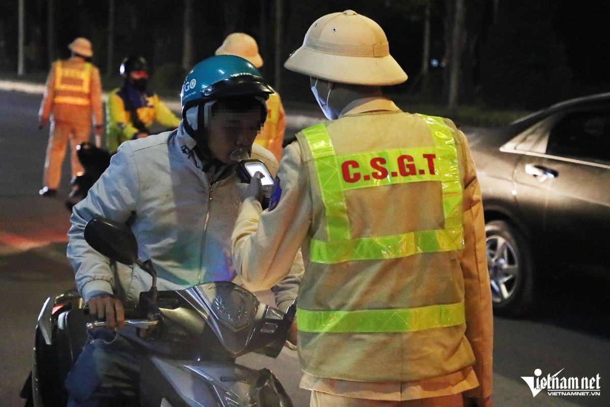 Nghị định 168: Từ sợ không dám vi phạm đến tham gia giao thông văn minh
