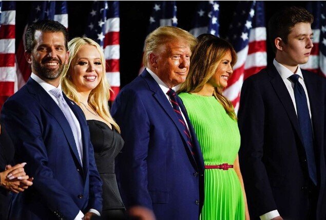 Bệ phóng gia đình của ông Donald Trump