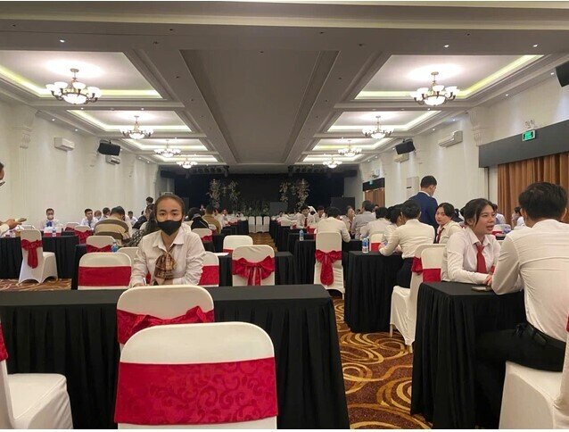 Sự thật lời mời gọi "nhà đất ngộp" cần bán