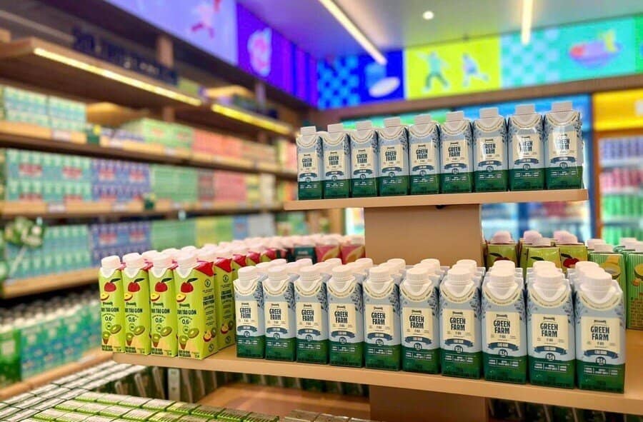Vinamilk về đích 2024: Doanh thu nước ngoài tang trưởng cao nhất 5 năm, nội địa phục hồi, nhiều sản phẩm đột phá
