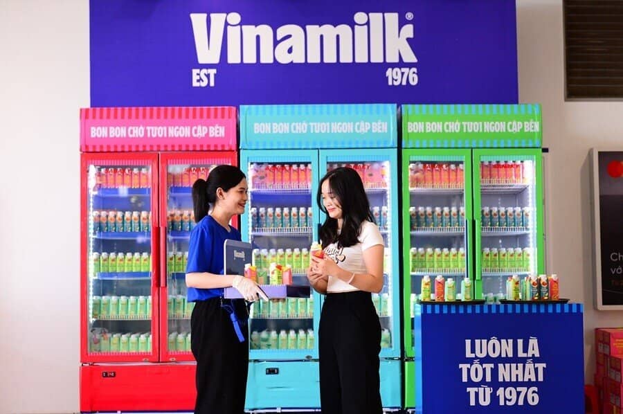 Vinamilk về đích 2024: Doanh thu nước ngoài tang trưởng cao nhất 5 năm, nội địa phục hồi, nhiều sản phẩm đột phá