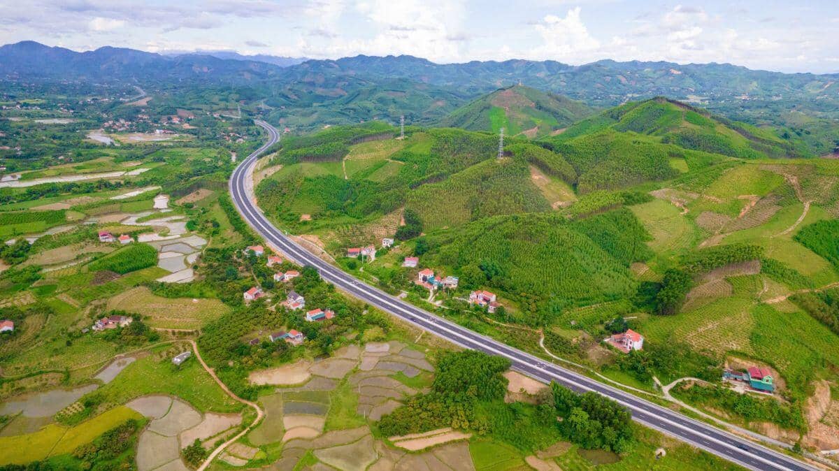 Lợi nhuận HHV tăng trưởng ấn tượng