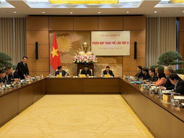 Chính phủ điều chỉnh tăng trưởng GDP đạt 8% trở lên