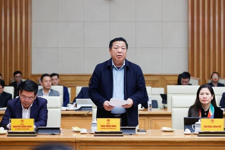 Thủ tướng: Các ngân hàng cần hy sinh một phần lợi nhuận để giảm lãi suất cho vay, hỗ trợ nền kinh tế, người dân, doanh nghiệp