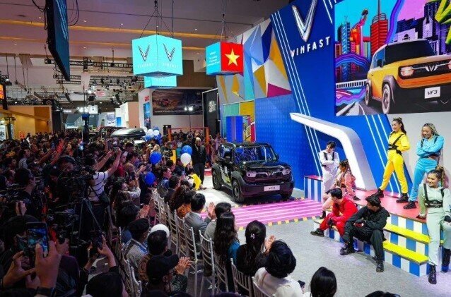 Tỷ phú Phạm Nhật Vượng chơi lớn tại Indonesia: Miễn phí sạc xe điện tại hệ thống trạm sạc do V-Green vận hành trong 3 năm