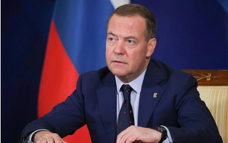 Ông Medvedev: Tổng thống Trump đúng 200% khi gọi ông Zelensky là 'kẻ độc tài'