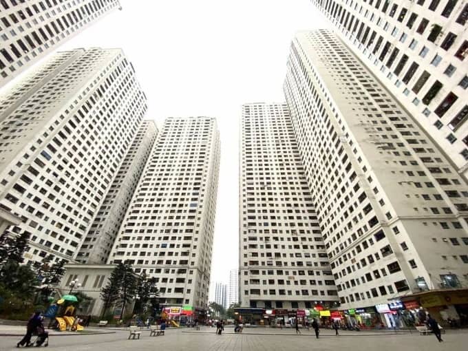 Người trẻ 'phá sản kế hoạch' ra ở riêng vì nhà đắt đỏ