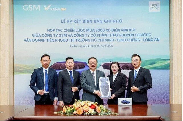 Khách 'sộp' chốt đơn 3.000 xe điện VinFast cho tỷ phú Phạm Nhật Vượng