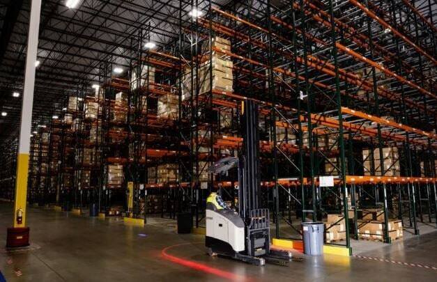 Nhóm nạn nhân đầu tiên của robot xuất hiện: 800 triệu lao động toàn cầu sẽ sớm mất việc, thế giới phải chung sống cùng máy móc vào năm 2025