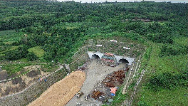 Thủ tướng chỉ thị gấp, 23 cao tốc trên cả nước lần đầu tiên đồng loạt làm việc này