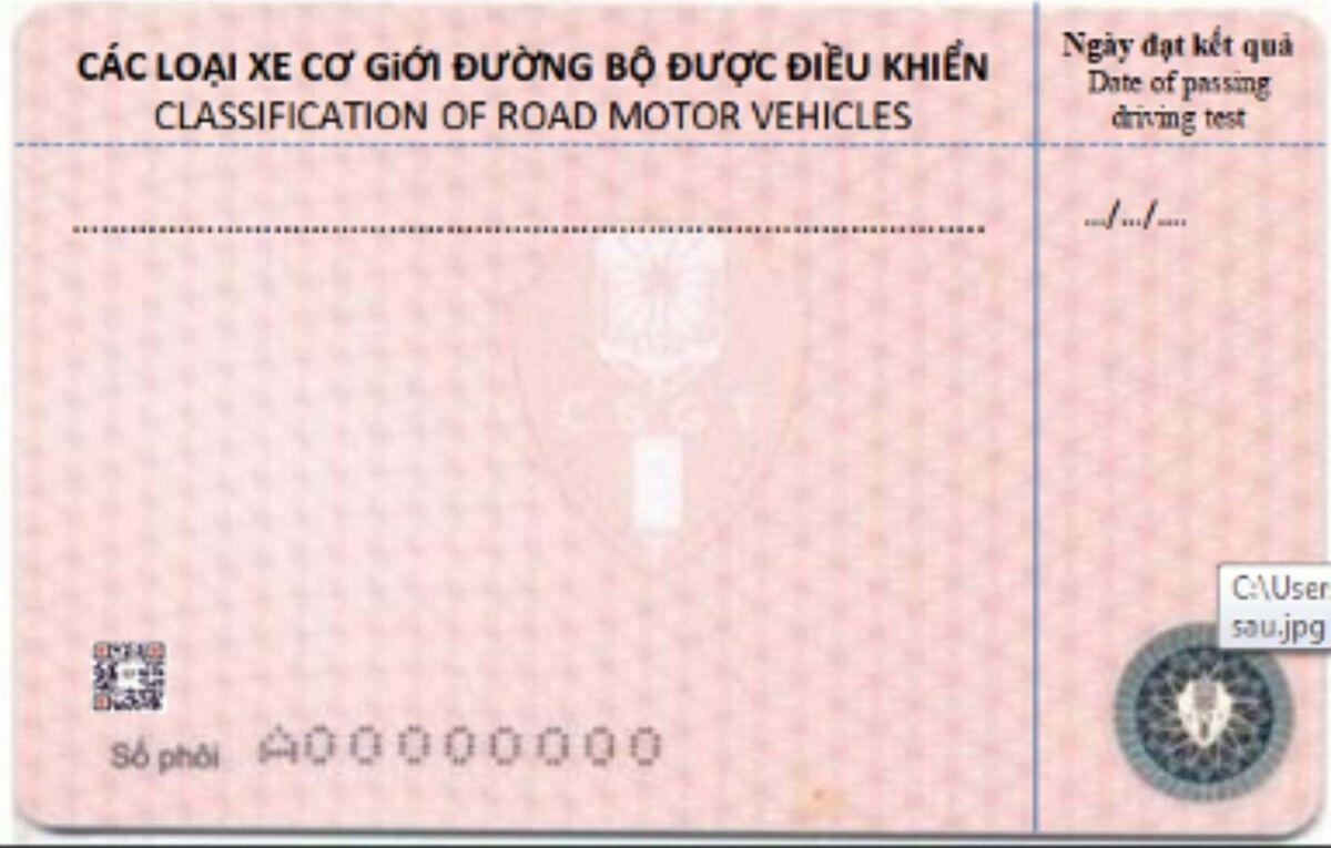 Giấy phép lái xe đổi sang màu hồng, thêm mã QR code