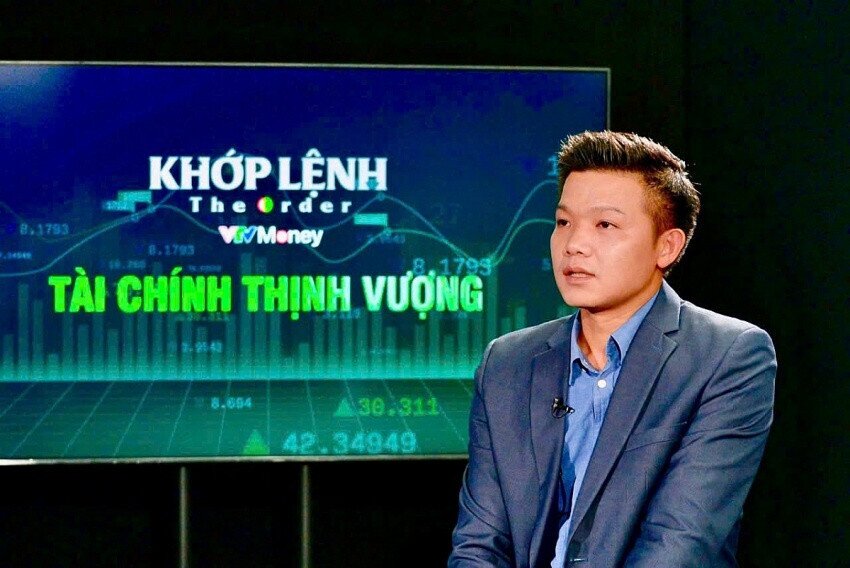 "Thị trường chứng khoán đang ở chân của một con sóng lớn"