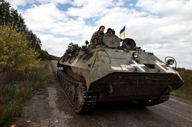 Chuyên gia: Mỹ tạm dừng viện trợ Ukraine là 'động thái chiến thuật'