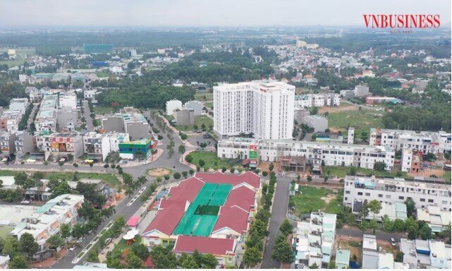 Rổ hàng 10 căn chỉ bán được 1, giới đầu cơ căn hộ ở tỉnh ‘ngồi trên đống lửa’
