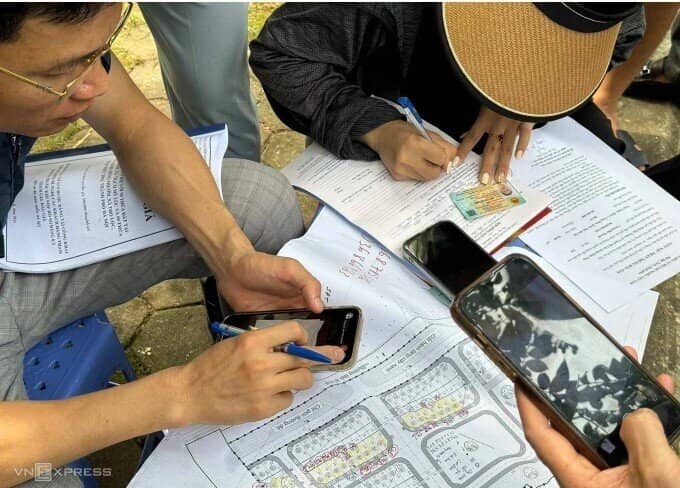 Nhiều rủi ro khi đầu tư đất theo 'sóng' tin đồn