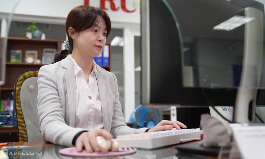 Bộ Nội vụ muốn bảo lưu lương công chức 6 tháng sau sáp nhập