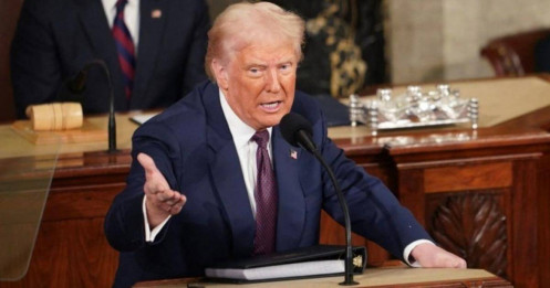 Trump khẳng định mọi thứ ổn dù đánh thuế 180 đối tác